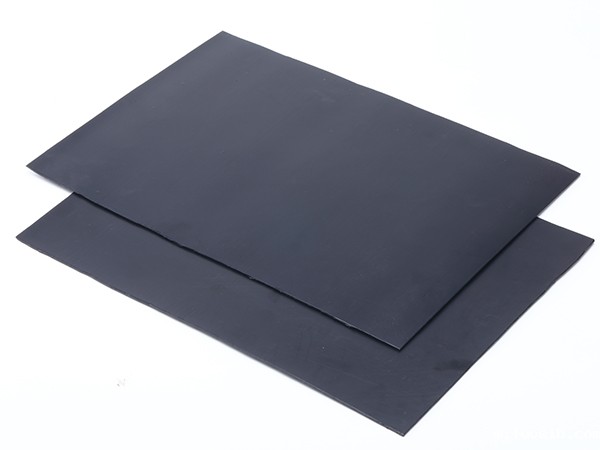 防渗土工膜铺设前对气候有哪些要求呢? 防渗土工膜铺设前对气候有哪些要求呢?