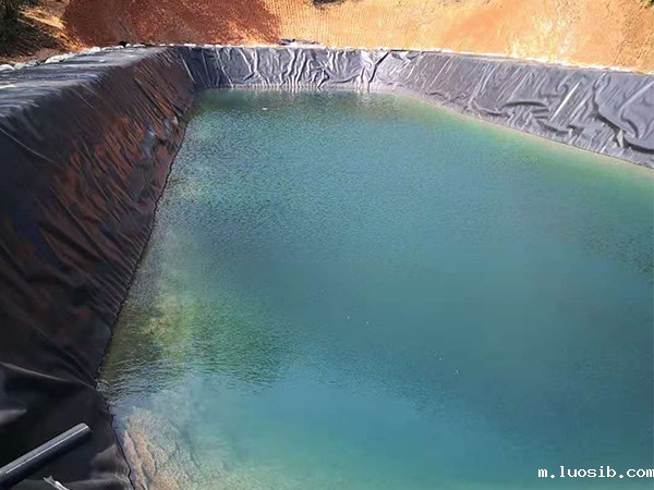 水产养殖防渗膜的摩擦性能主要表现有哪些？