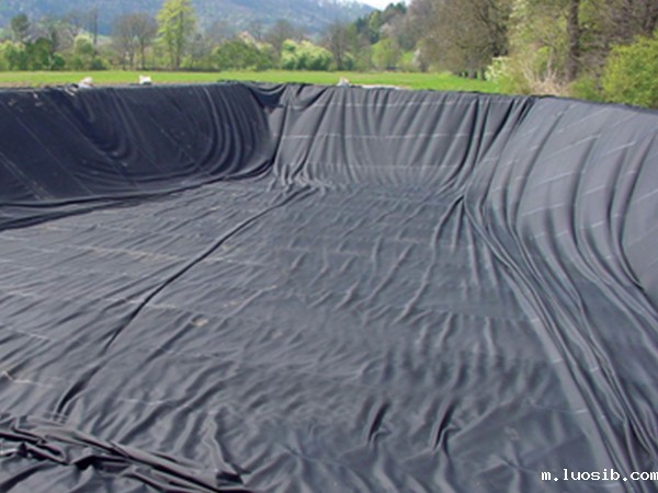 了解养殖防渗膜融解因素，从而避免问题出现