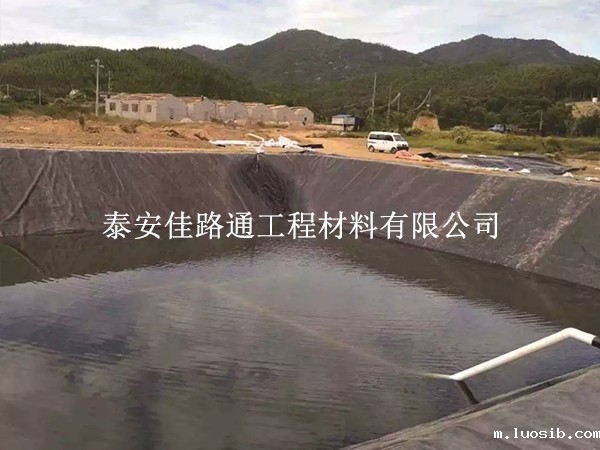 蓄水池防渗膜延缓衰老的方法策略进行概述