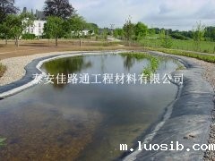 油田防渗土工膜上墙施工处理