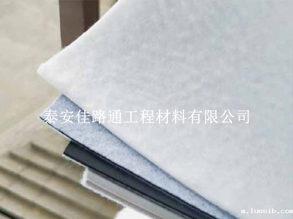 如何巧妙解决星空游戏登录平台官网接缝问题