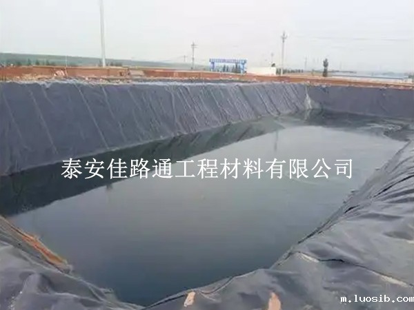 养殖防渗膜：守护水体健康的四大优势功能